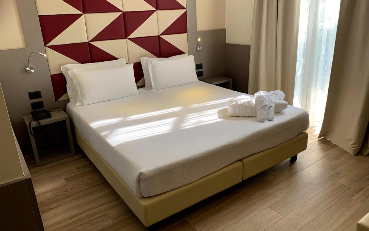 Jr Hotels Bocconi Milano Exterior photo